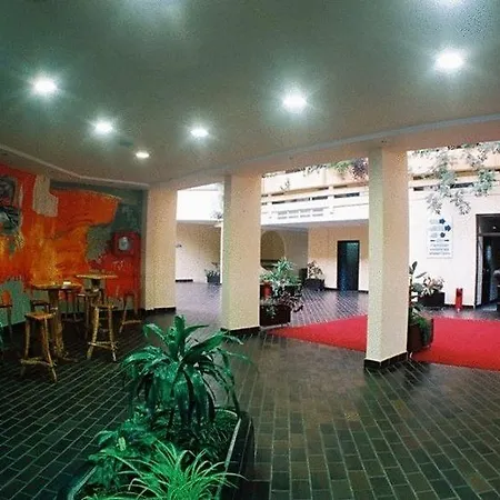 Hotel Nais